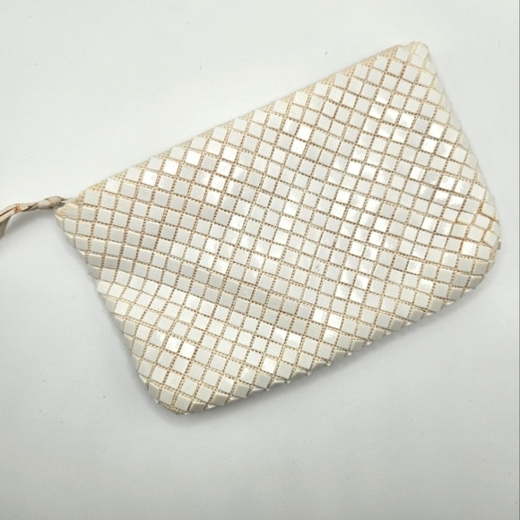Vintage La Regale White Plastic Mesh Evening Clutch Bag - Picture 1 of 7